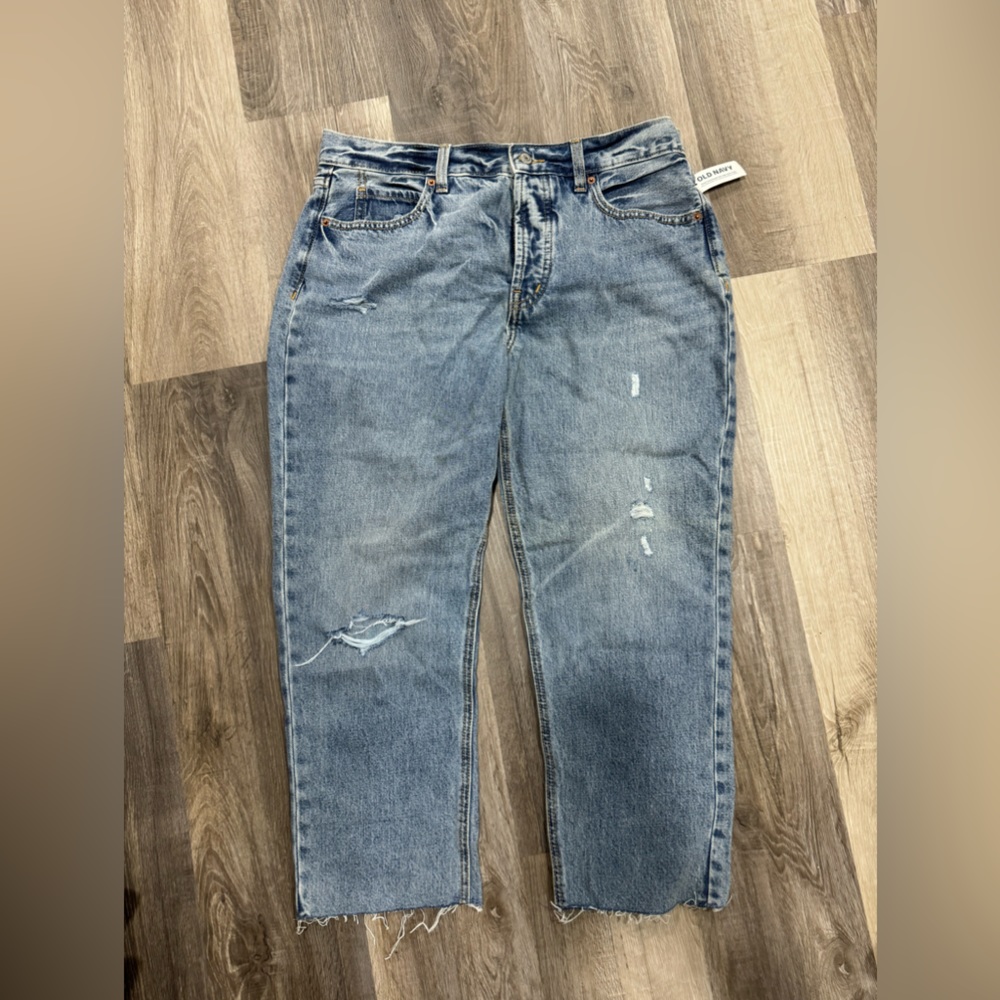 NWT- Old Navy Slouchy Straight Jeans